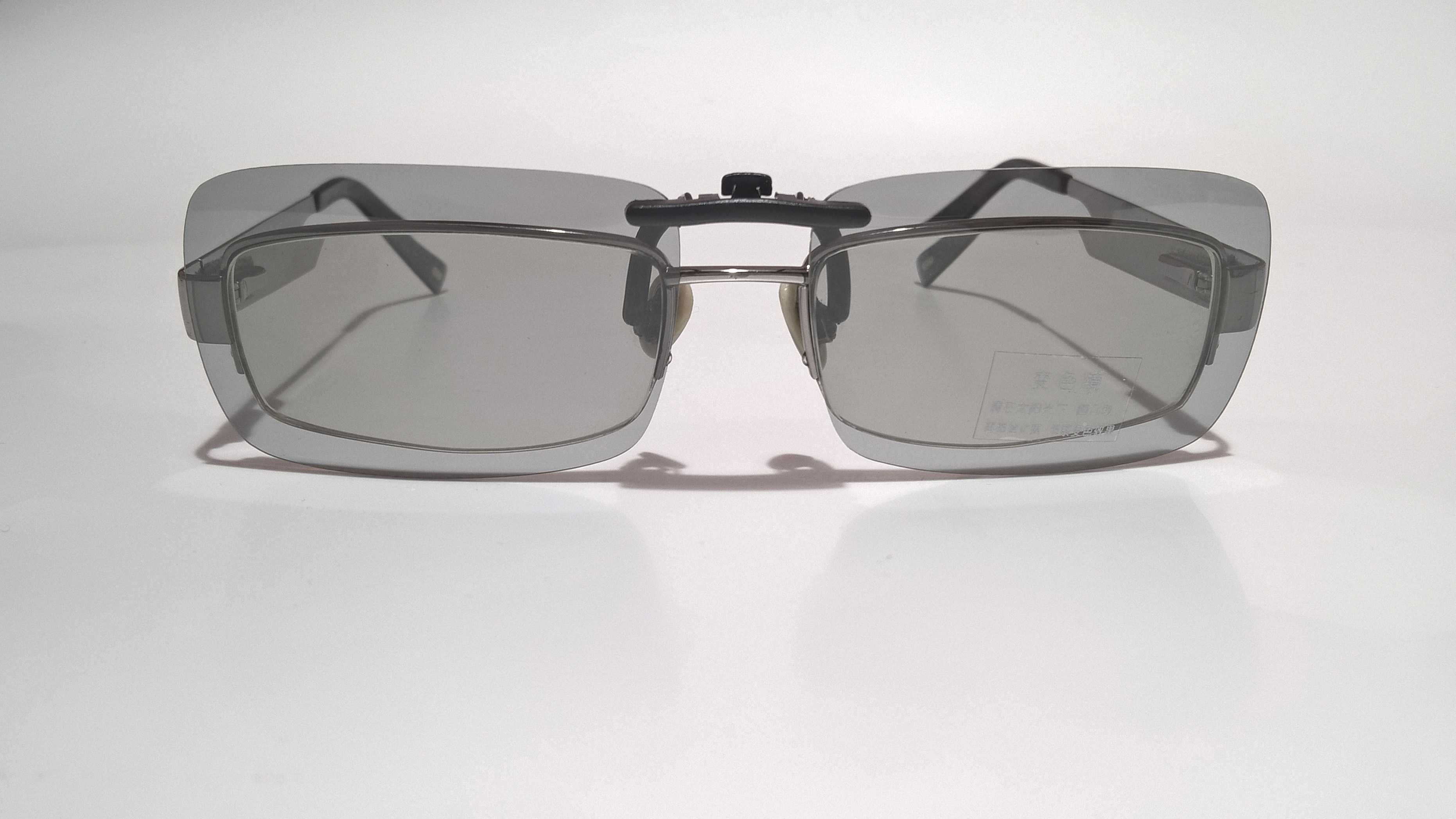 Поляризовані фотохромні сонцезахисні накладки на окуляри