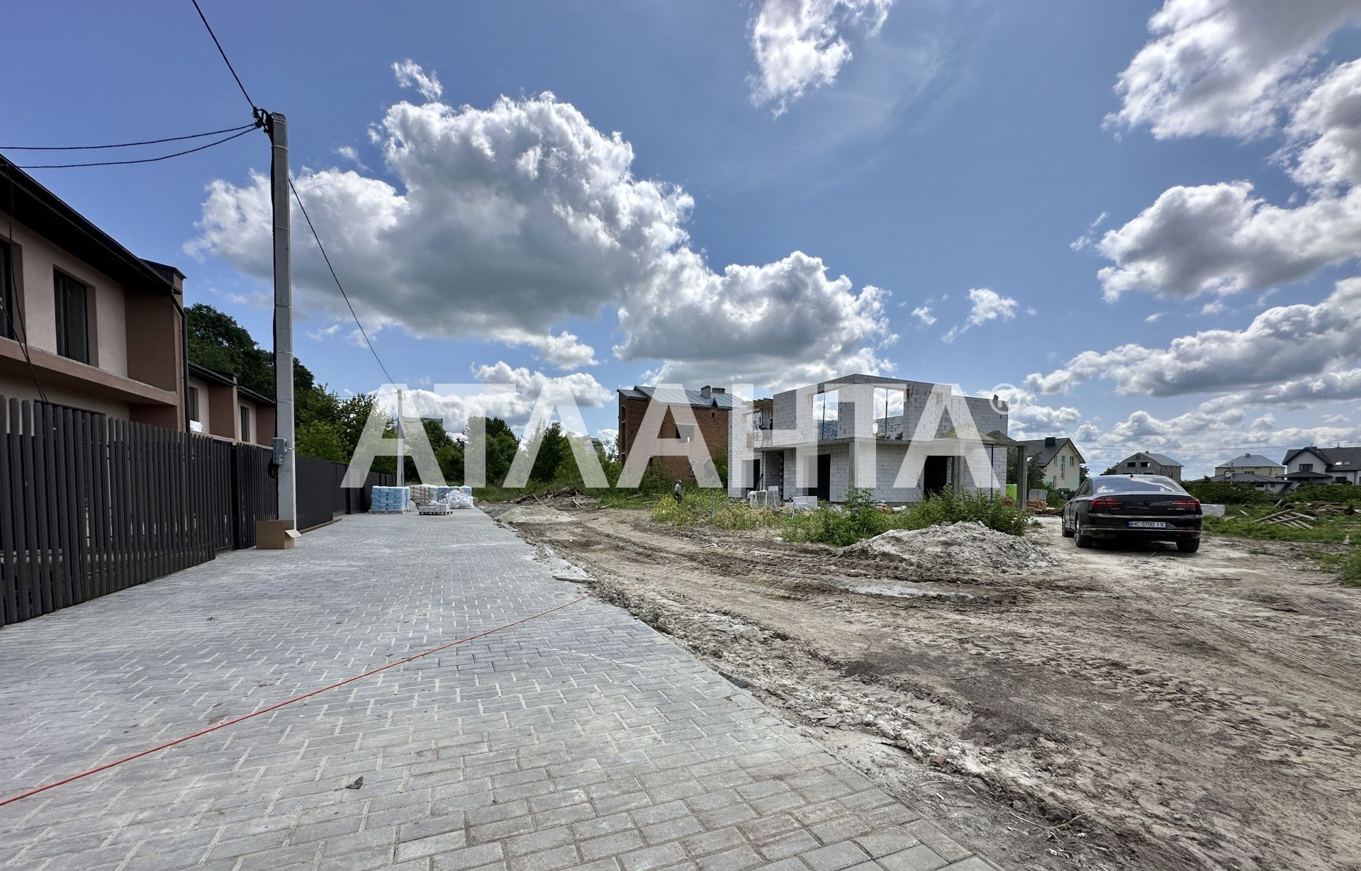 Продаж окремостоячого будинку на 4 кімнати с.Запитів
