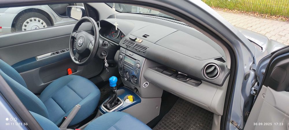 Mazda 2 z  2006r.