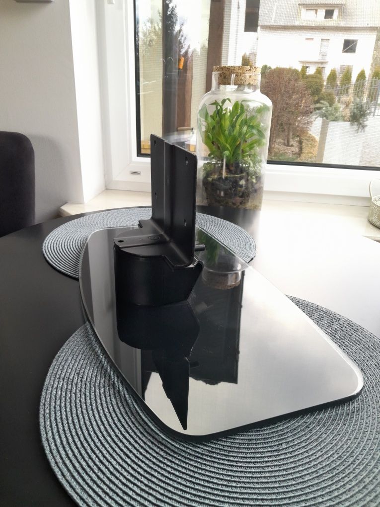 Stopa noga podstawa telewizora solidna