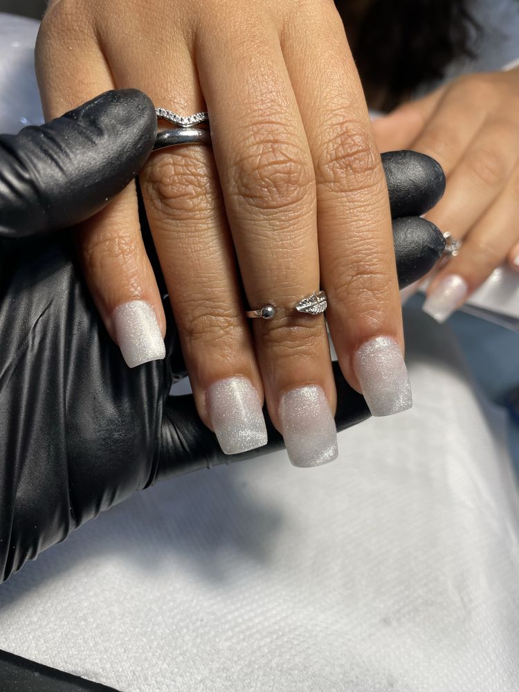 PRECISO DE MODELOS PARA UNHAS DE GEL