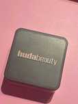 Puder Huda Beauty easy bake