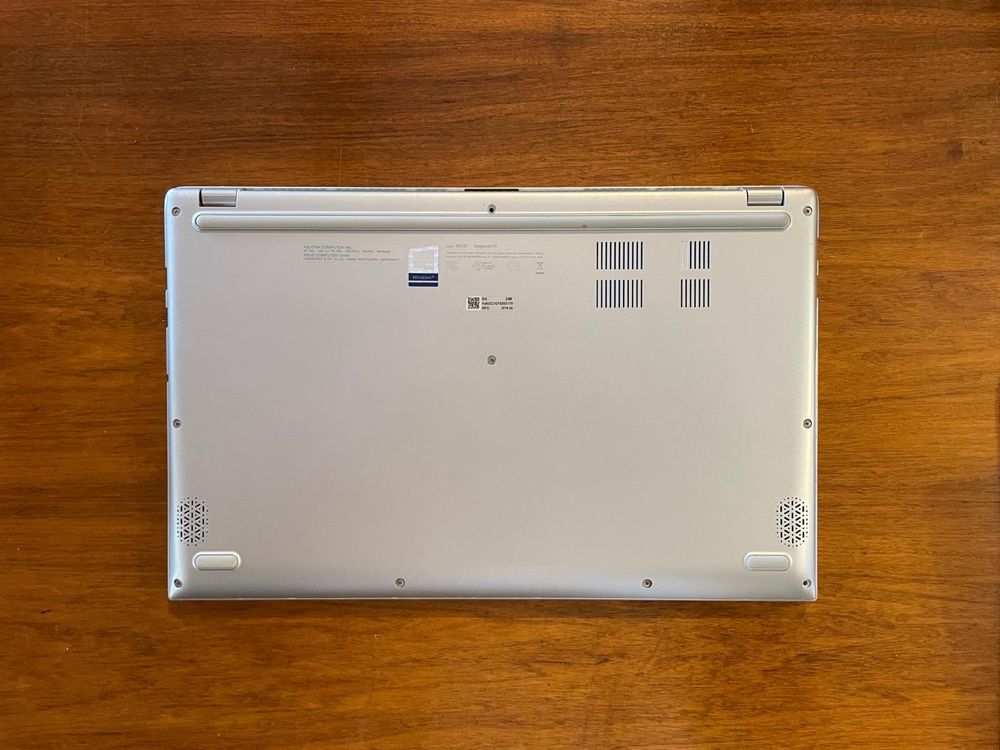 ASUS Vivobook 15