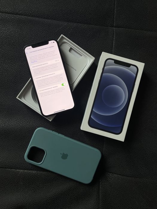 iPhone 12 64 GB комплект