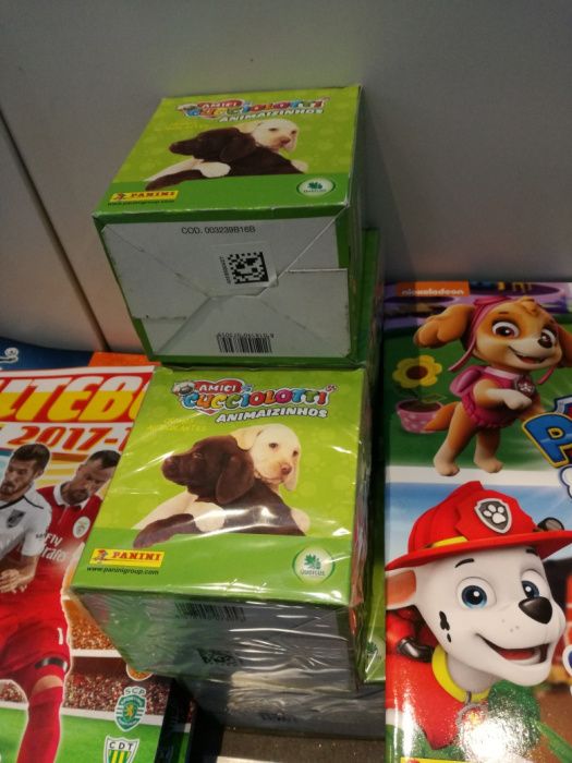 cromos vários e Abatons da coleção star Wars