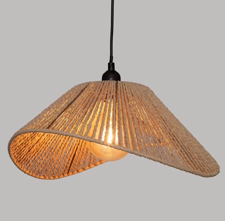 Nowoczesna wisząca lampa w stylu boho klosz pleciony 45cm