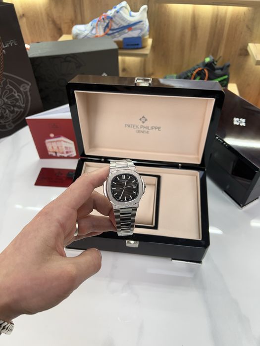Годинник Patek Philippe Nautilus 40mm Silver Brown