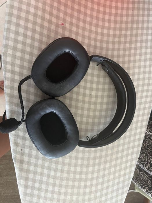 Auscultadores gaming com fio Play Contact 4.7 RGB