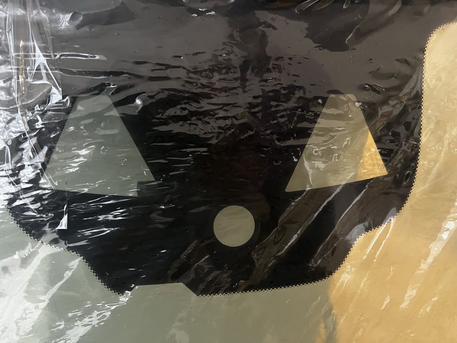 Скло переднє лобове