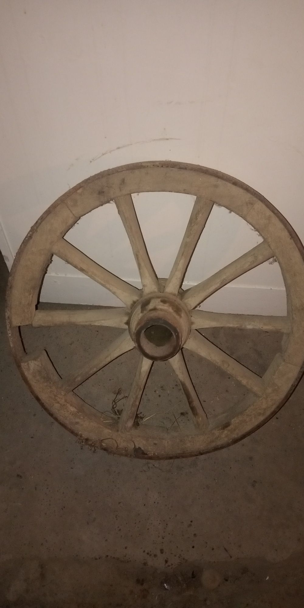 Старі колеса дерев'яні для воза ,ціна за шт