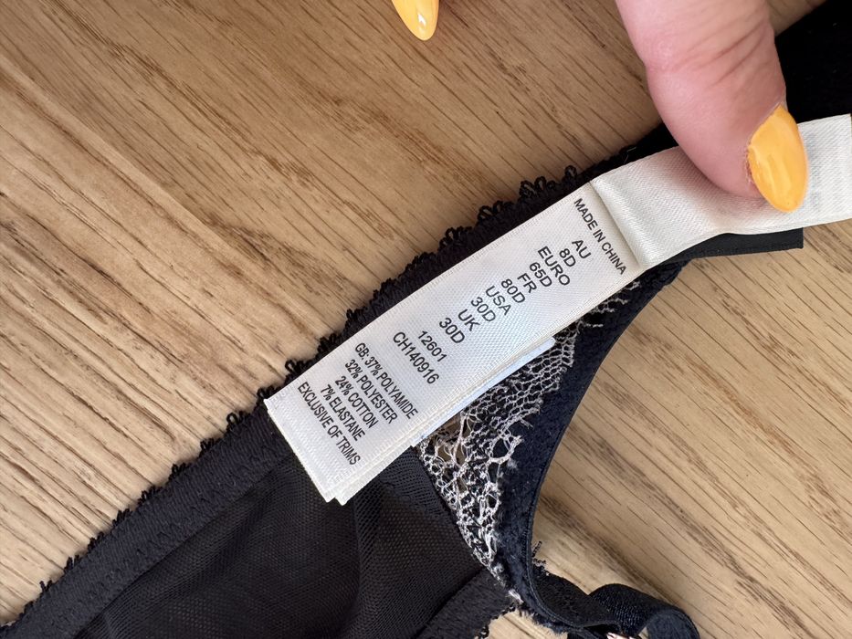 Biustonosz nowy 65D zestaw majtki brytyjskiej firmy Gossard