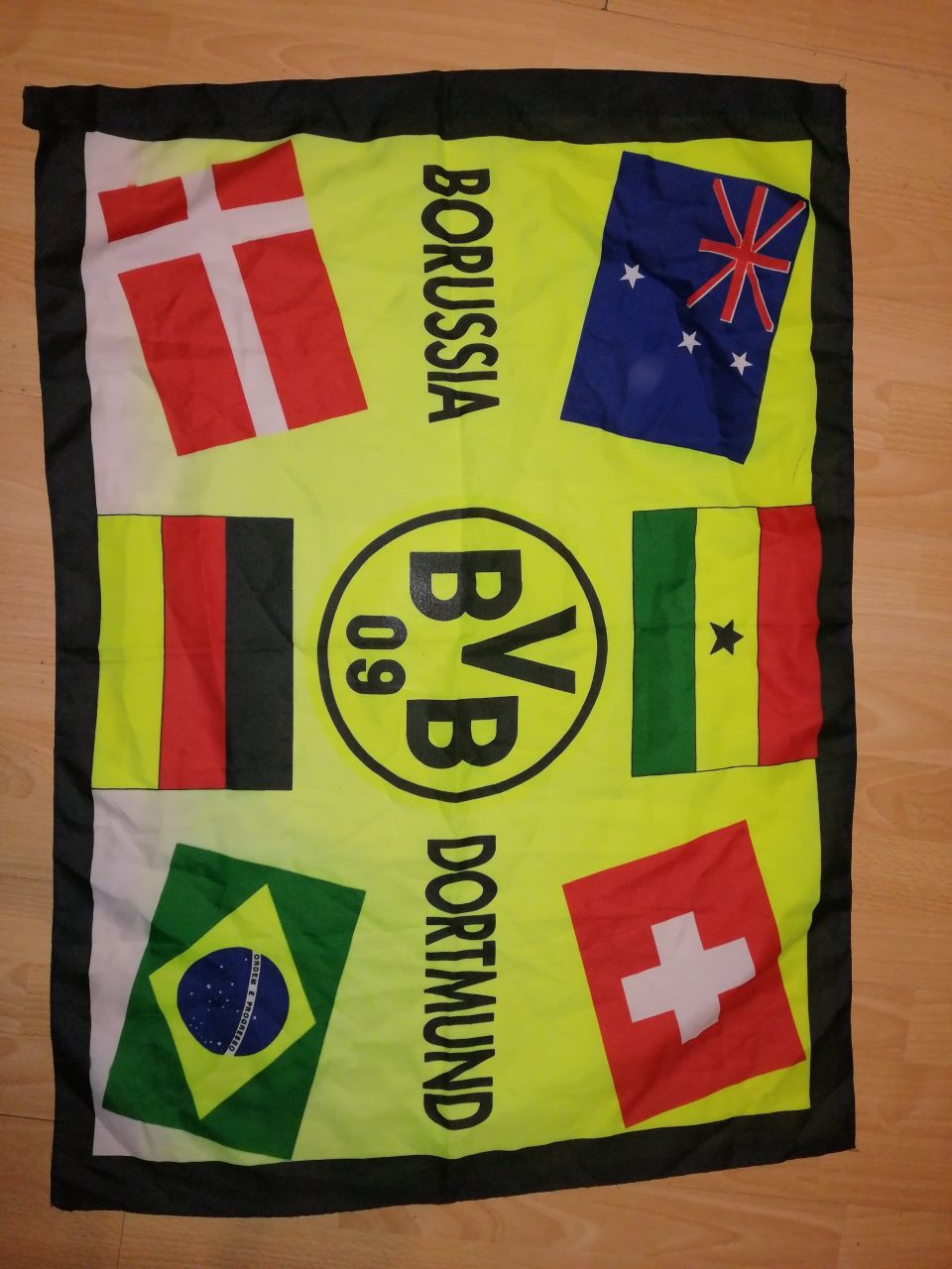 B. V. B. Flaga Borussia Dortmund