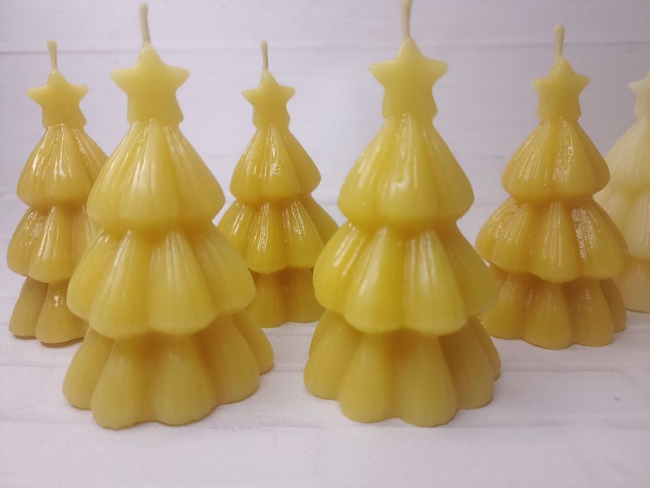 Воскова свічка Ялинка