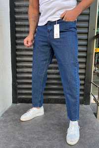 Стильні чоловічі джинси Moom