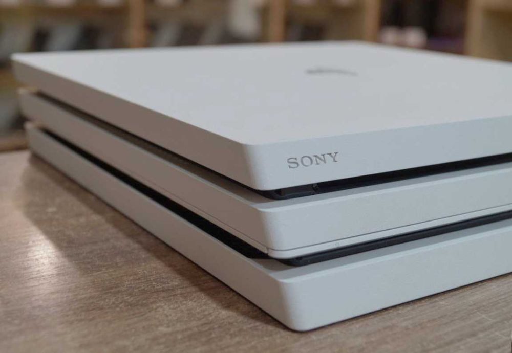 ГАРАНТІЯ Ігрова консоль Sony PlayStation 4 PRO White 1TB TVOYO