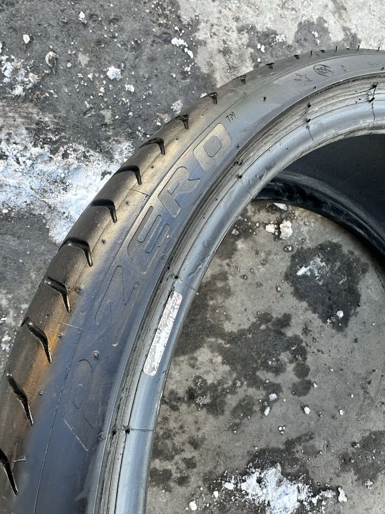 Шини 255 30 20 92Y Pirelli Pzero RunFlat пара