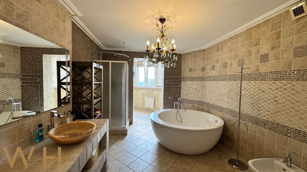 Продаж пентхаусу 239m² 5 кім. Вул. Срібнокільська 22, Осокорки Позняки