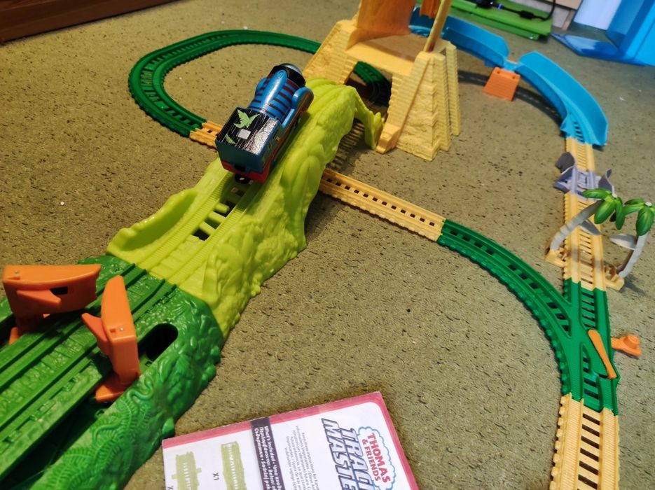 Tomek i Przyjaciele TrackMaster Turboskok - Ucieczka z dżungli