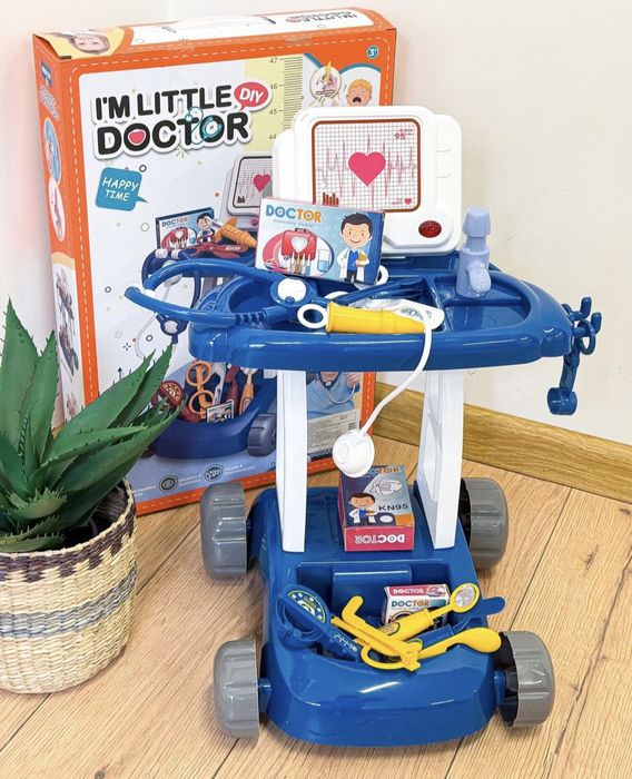 Набір лікаря 8837 столик, ЕКГ, звук, світло, тече вода, аксесуари