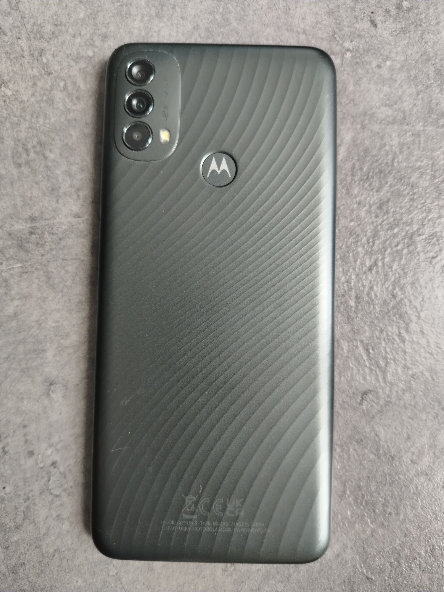 Motorola E40 stan jak nowy + zestaw dodatków