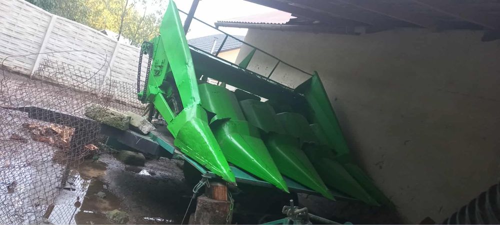 Przystawka do kukurydzy z docinaczem bizon claas przezbrojenie