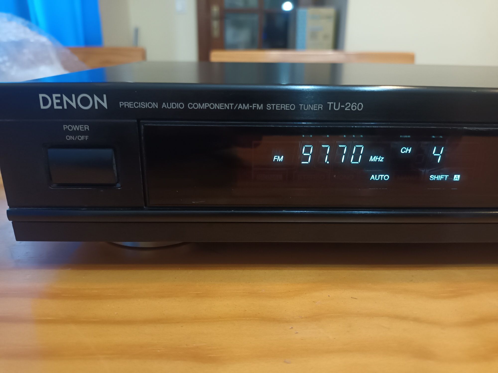 Tuner Denon TU-260