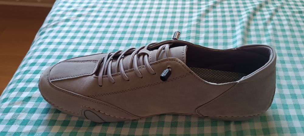 Продаются макасины