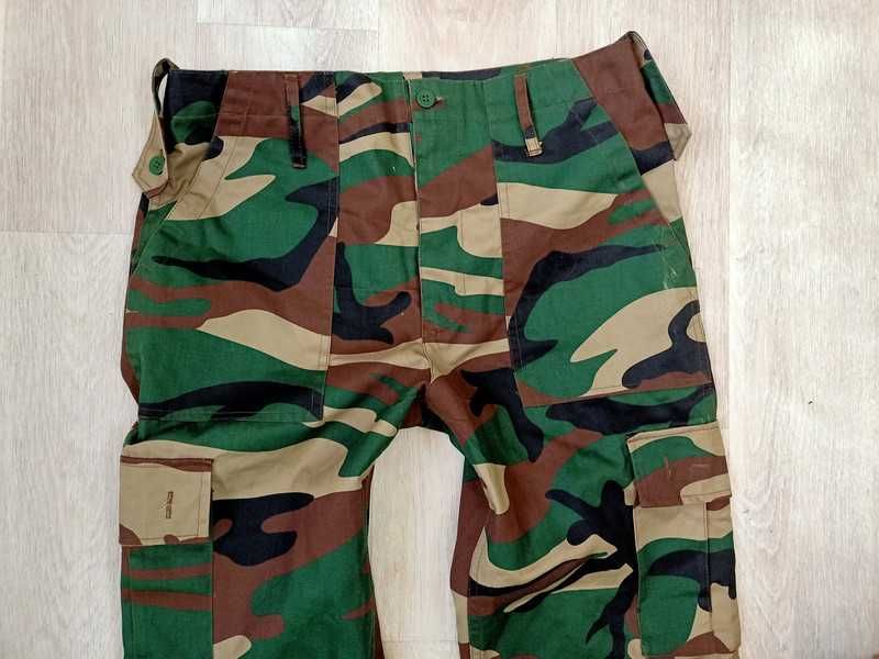 Spodnie wojskowe moro camo woodland kamuflaż cargo