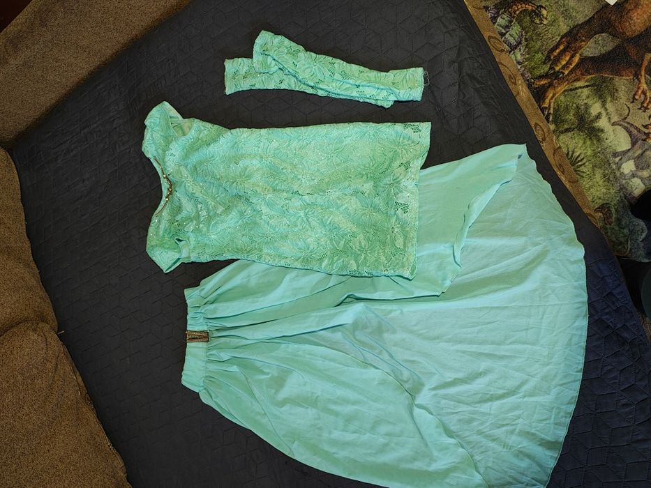 Святкова сукня зеленого кольору 134