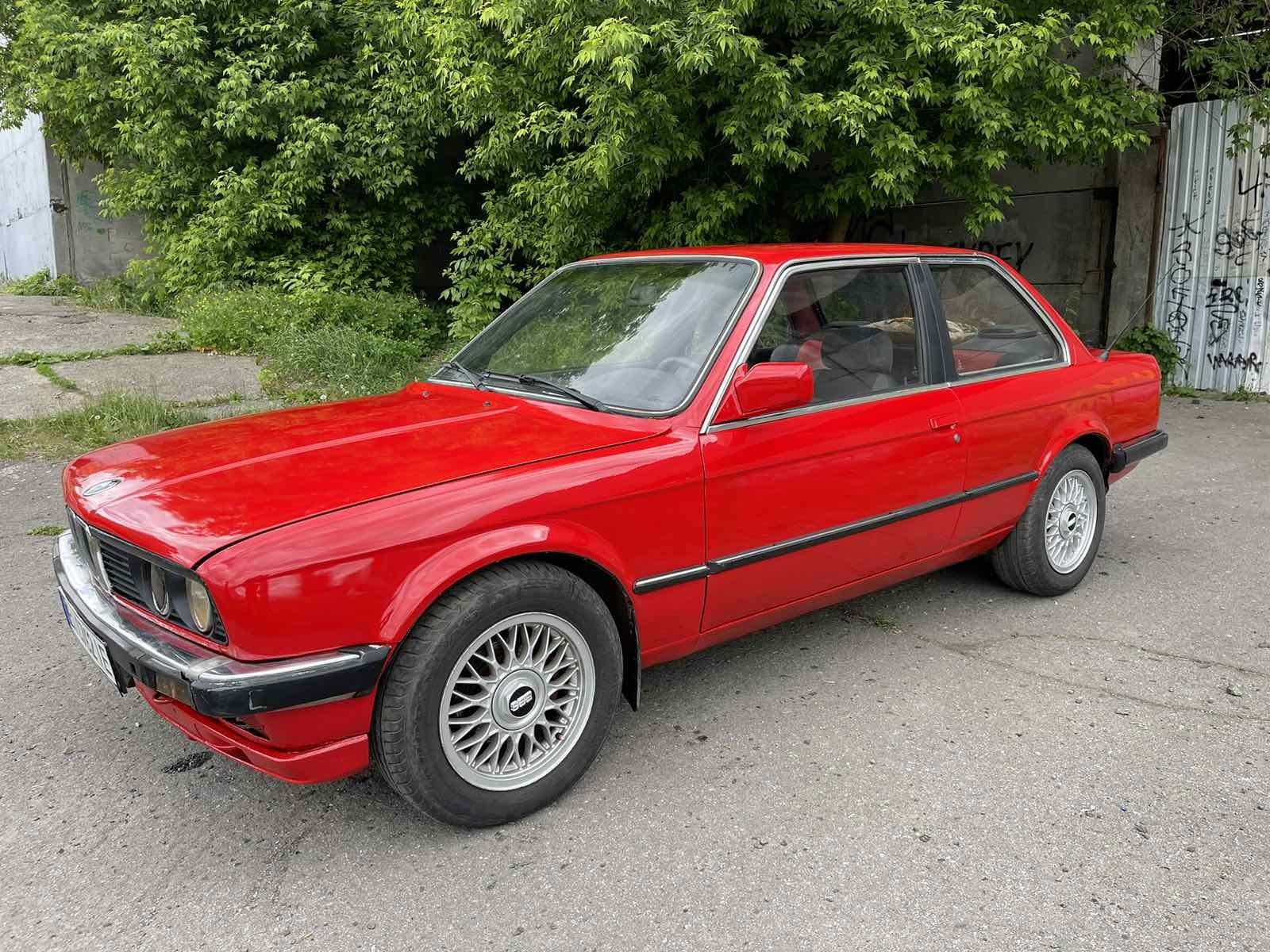 BMW e30 Купе 2.7 Газ