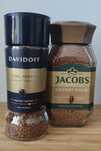 Kawy rozpuszczalne Davidoff Jacobs.