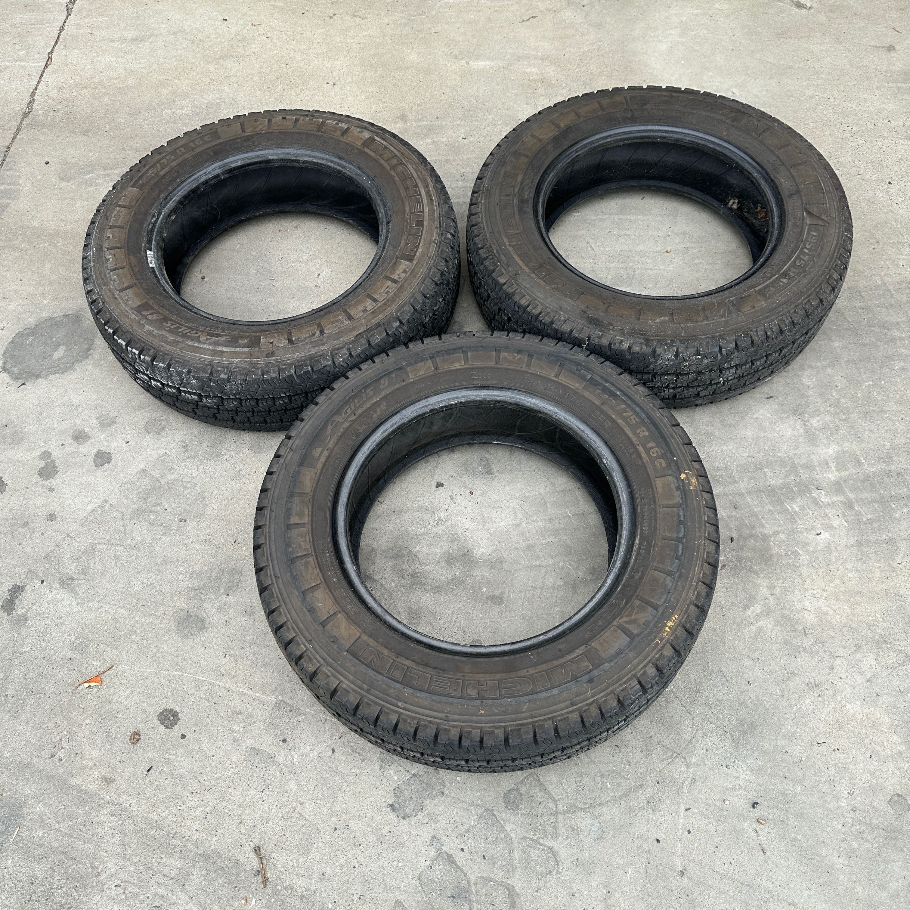 Pneus MICHELIN para Carrinha Iveco/Toyota/Ford... BOM ESTADO
