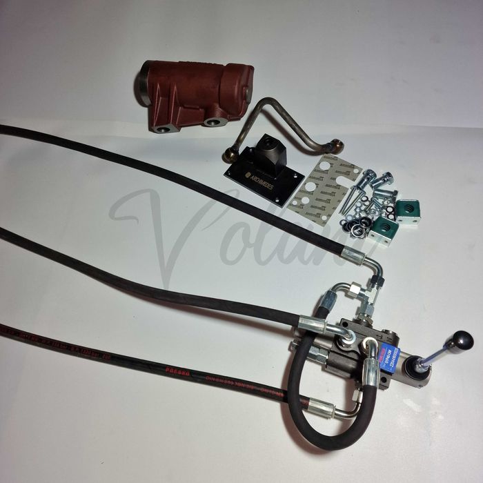 Rozdzielacz Hydrauliczny 1 Sekcyjny Zewnętrzny Ursus C-360 Cylinder