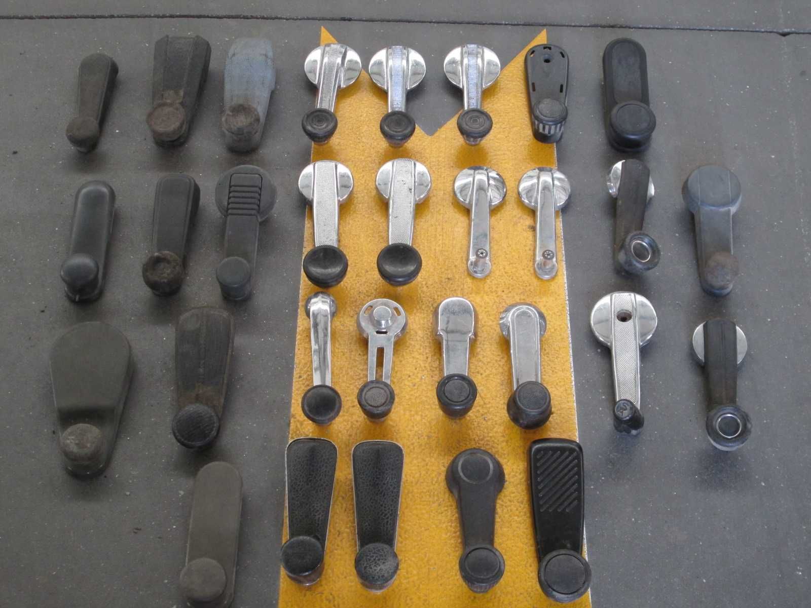 Manivelas Abertura Vidros e Puxadores portas carros antigos