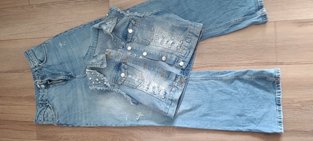 Гарний одяг на розмір хс