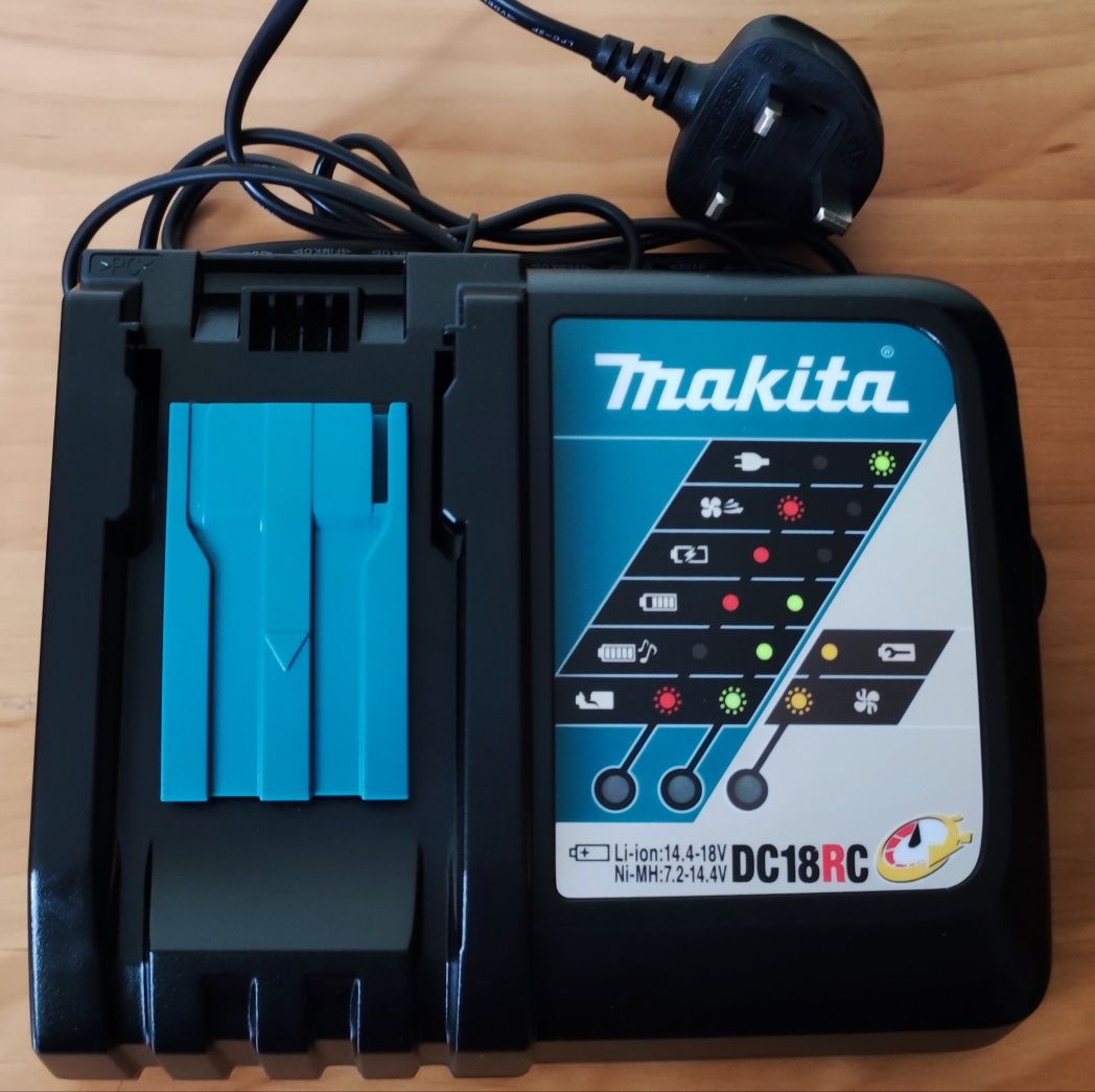 Makita dc18rc Англія 220v оригінал