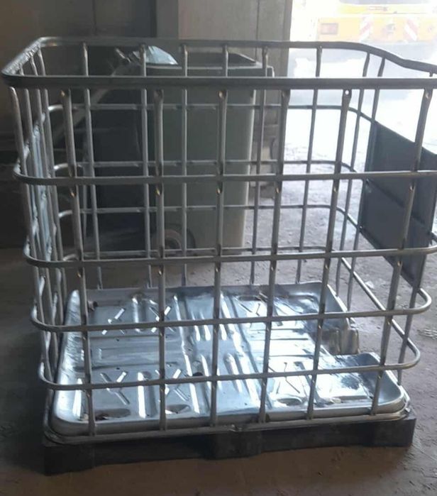 Solidne kosze po mauzerach IBC 1000L Idealne na drewno/magazyn itp