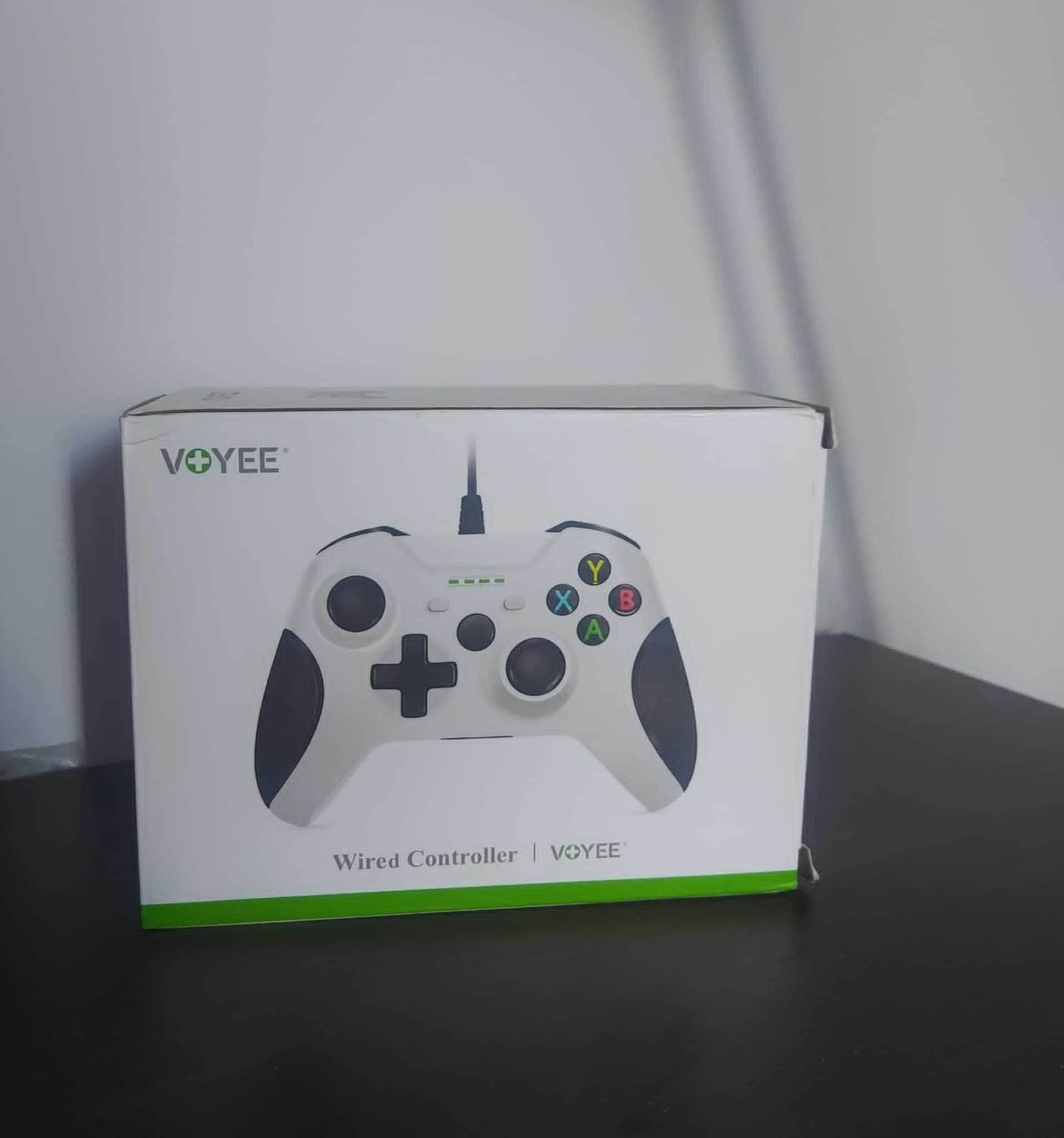 Pad przewodowy XBOX ONE biały VOYEE NJ313