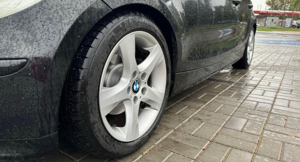Felgi 17 BMW  oryginalne stan Bdb +