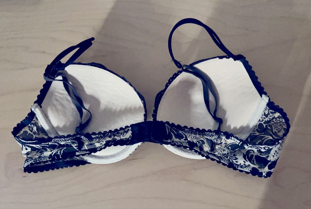 Soutien push up em preto e bege