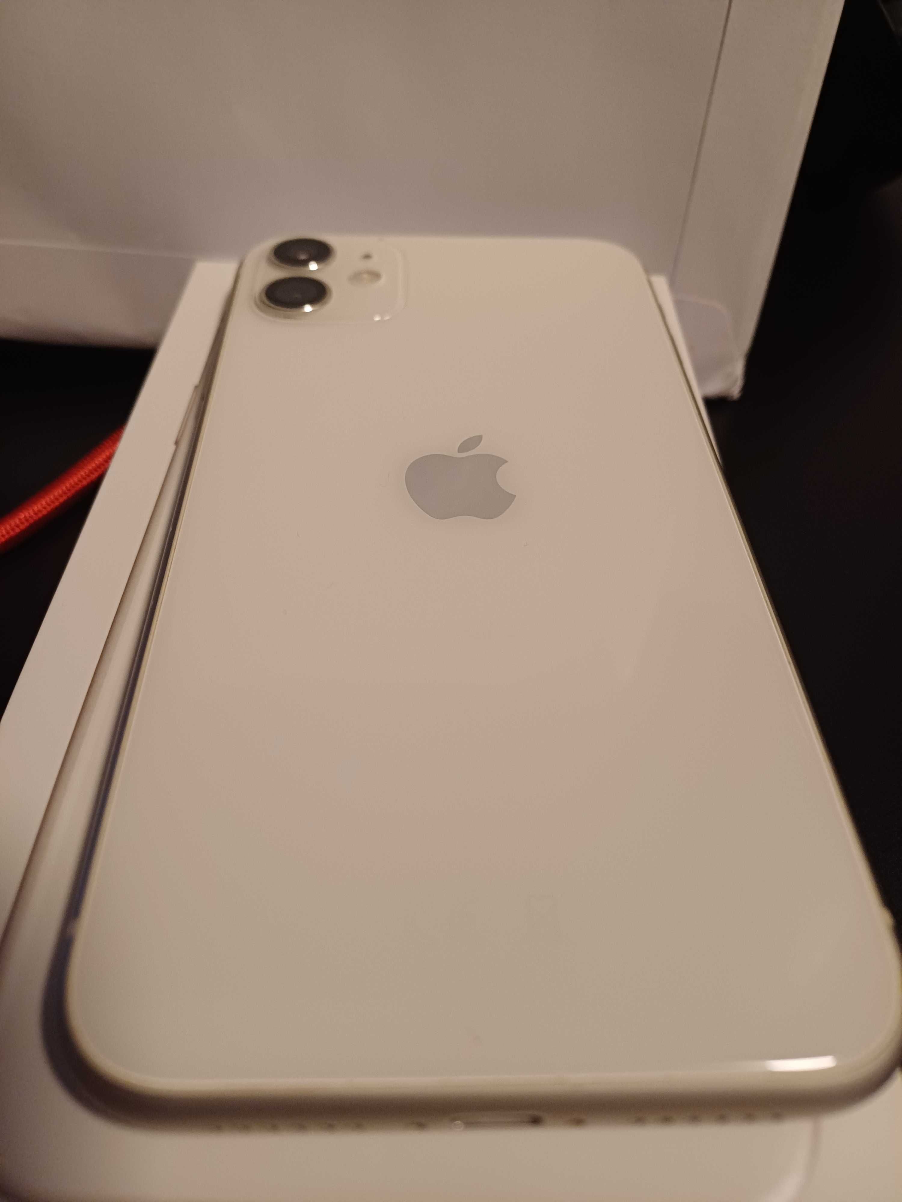 iPhone 11 128GB Branco