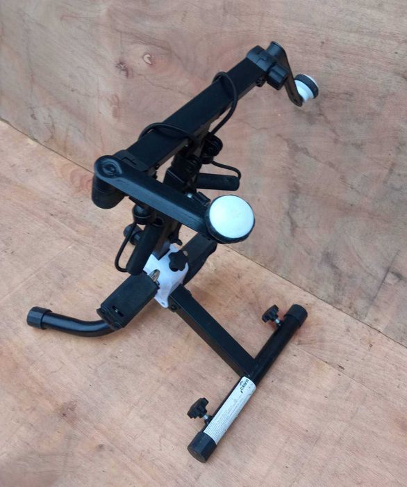 Велотренажер з еспандерами Crivit, з Європи