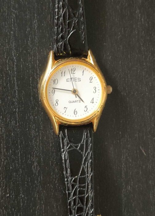 Годинник жіночий.Швейцарія.EMES. Кварцеві