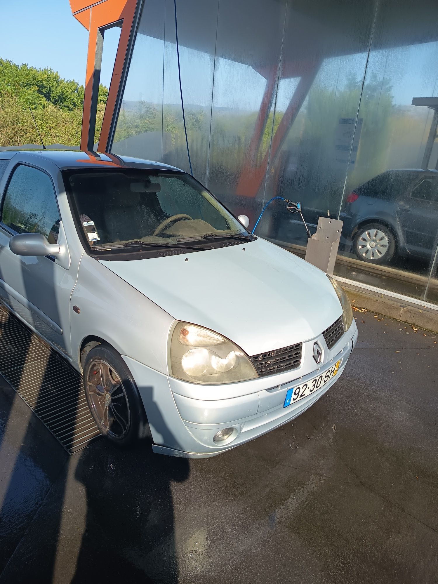 Clio 1.5 comercial