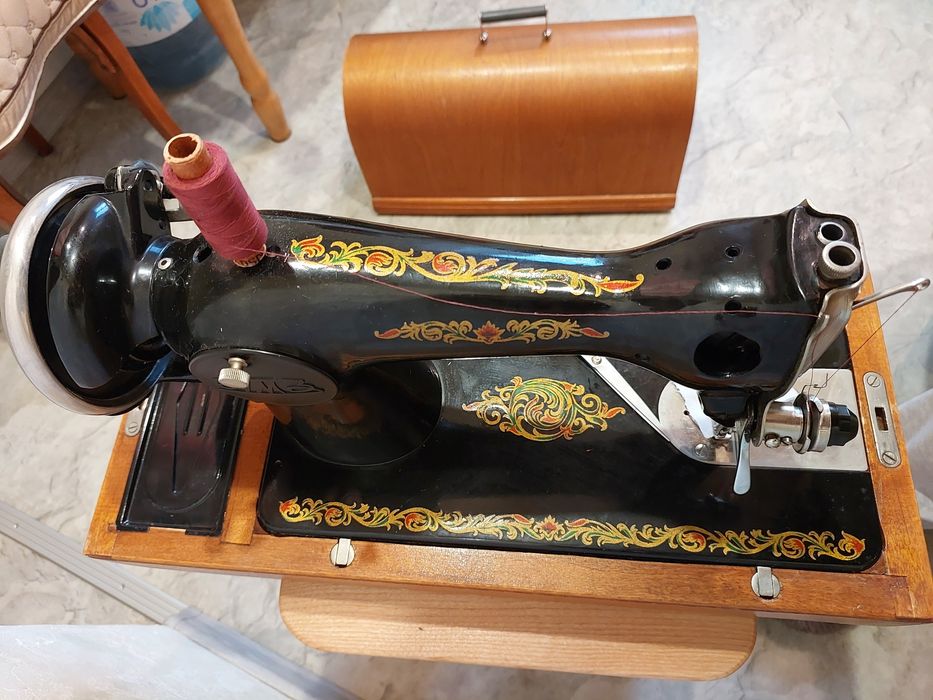 Швейная машинка 2м