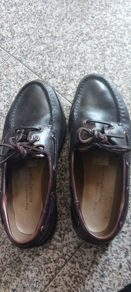 Sapatos de homem