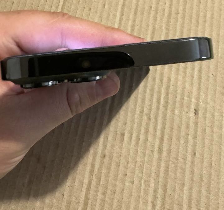 Продам iphone 13 proMax 128гб