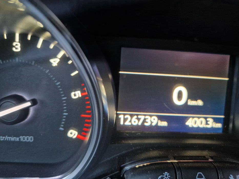 Peugeot 2008 1.6 HDI Allure