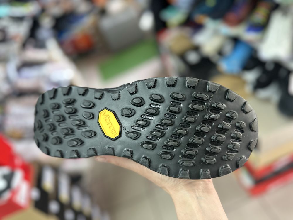 Кросівки New balance Hiero V8 ( РОЗМІР 43, 44)