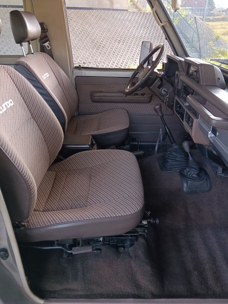 Toyota lj70 w stanie idealnym